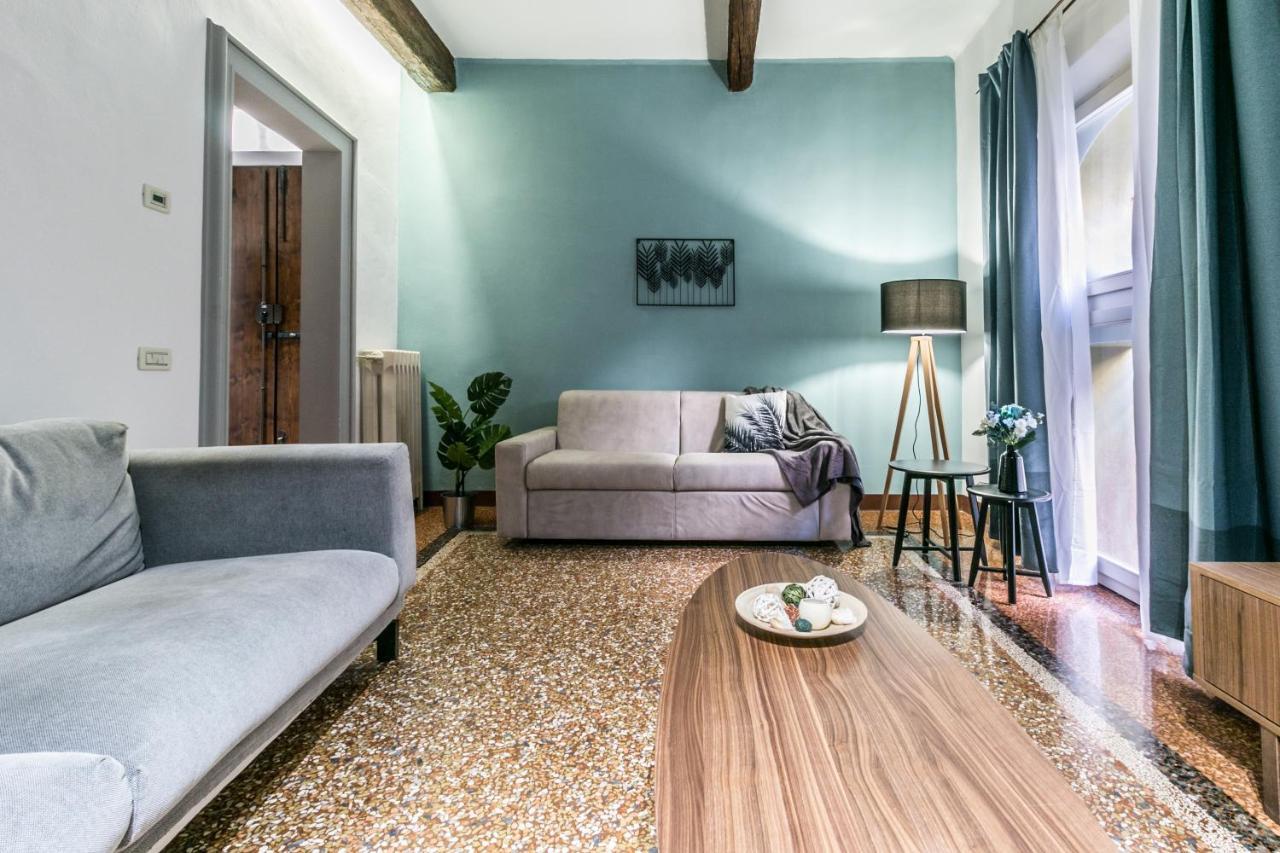 Familybo Apartments Santo Stefano Bologna Bagian luar foto