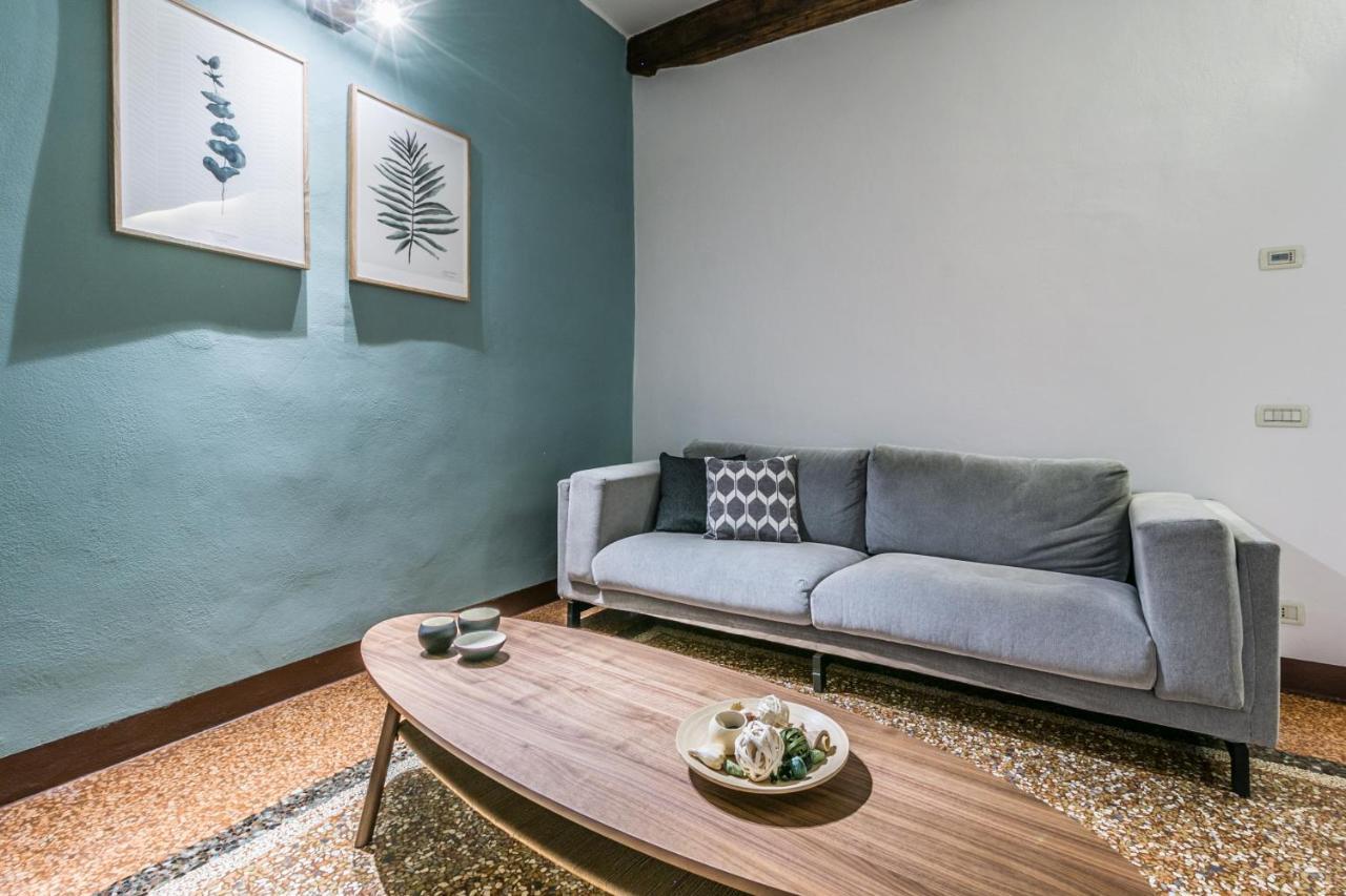 Familybo Apartments Santo Stefano Bologna Bagian luar foto
