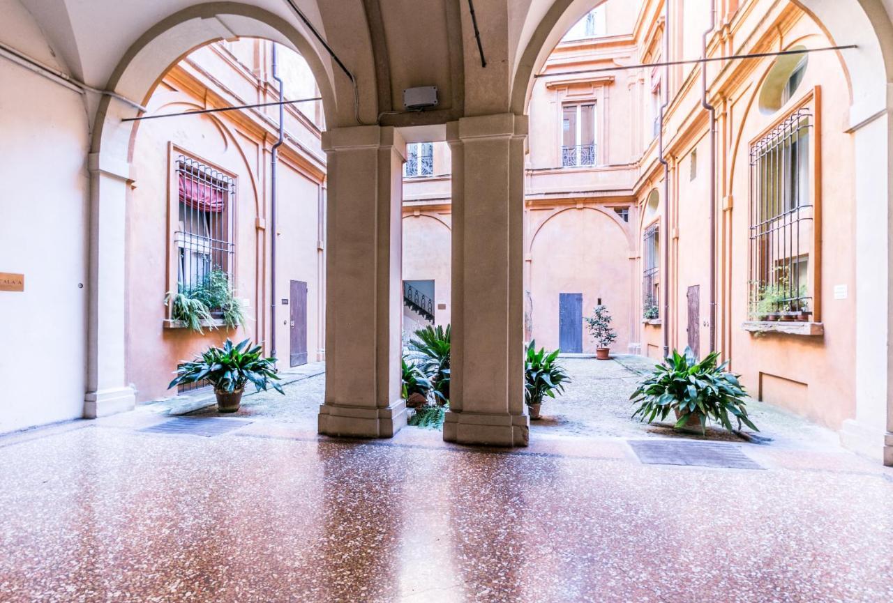 Familybo Apartments Santo Stefano Bologna Bagian luar foto