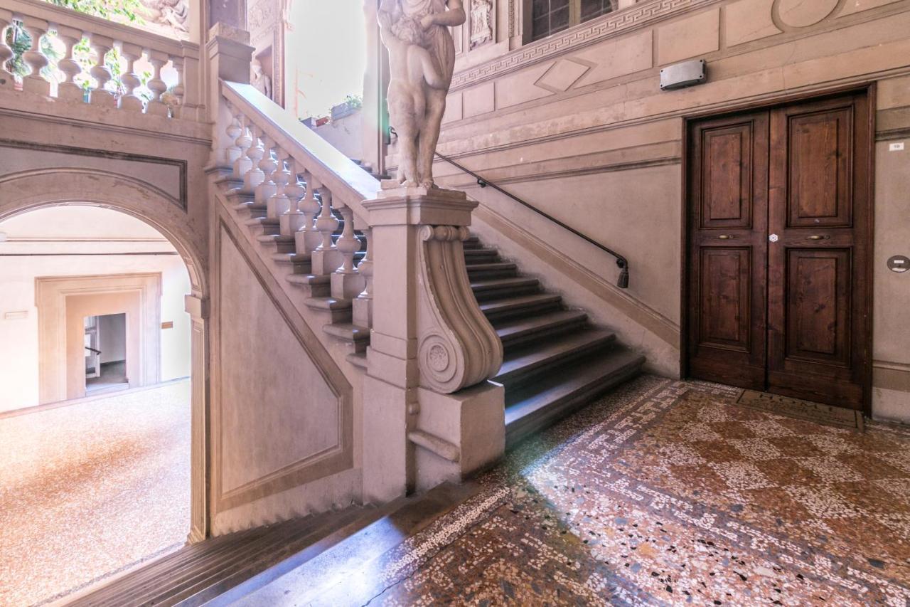Familybo Apartments Santo Stefano Bologna Bagian luar foto