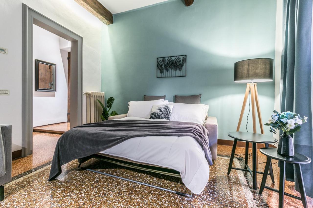 Familybo Apartments Santo Stefano Bologna Bagian luar foto